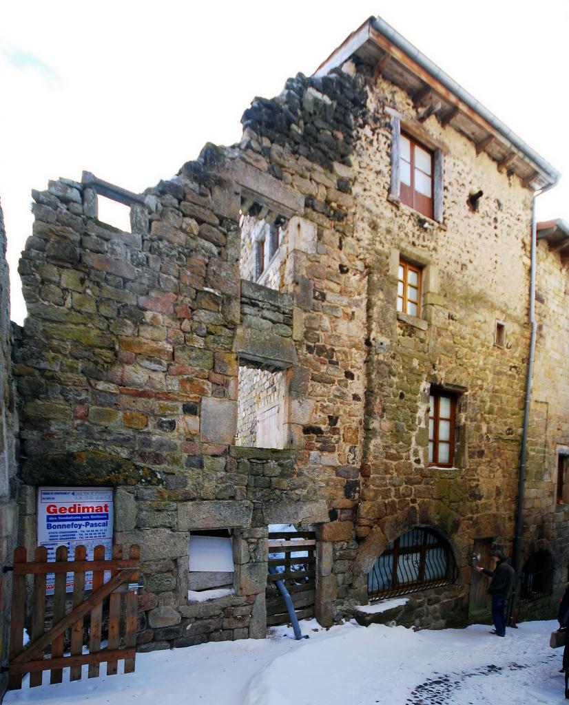 Façade entière de la maison